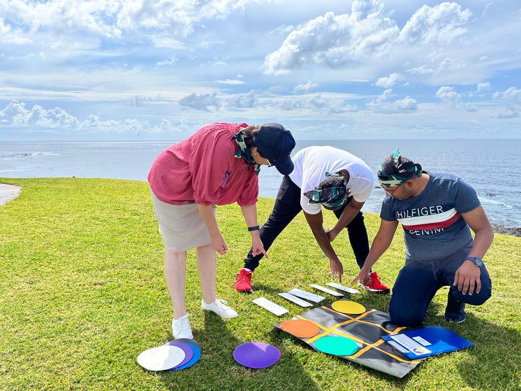 Outdoor Team Building Activities  photo