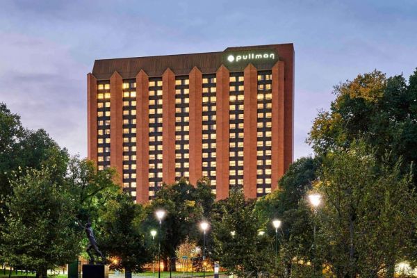 Pullman Melbourne on the Park